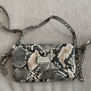 Nine west crossbody